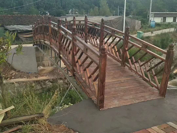 護欄、棧道、古木橋
